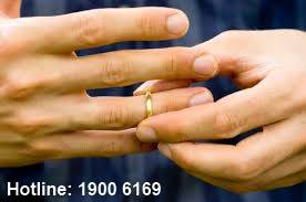 Luật sư tư vấn ly hôn miễn phí và có thu phí qua điện thoại