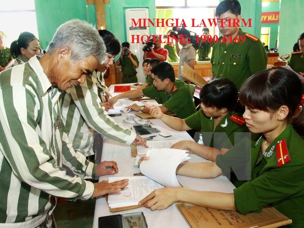 Điều kiện và trình tư, thủ tục đề nghị xin hưởng đặc xá theo quy định hiện hành