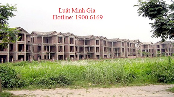 Vấn đề bồi thường đất nông nghiệp bị thu hồi và tái định cư.