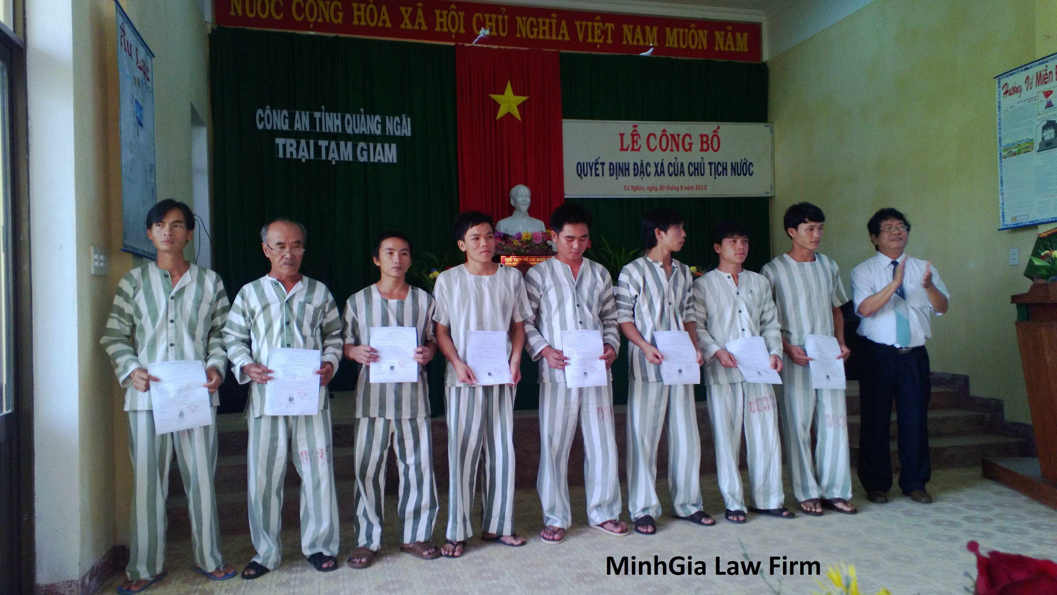 Các điều kiện để được xét đặc xá năm 2015