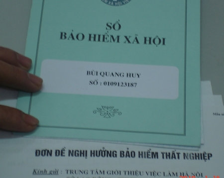 Tự ý nghỉ việc có được nhận đầy đủ lương và trả sổ bảo hiểm không?