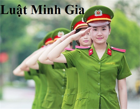 Cận 5 độ có phải thực hiện nghĩa vụ quân sự ?