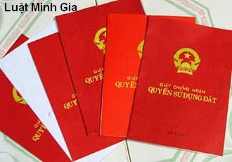 Có thể công chứng hợp đồng chuyển nhượng đất khi chưa có giấy chứng nhận quyền sử dụng đất hay không?