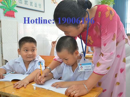Tốt nghiệp ĐH, dạy THCS hưởng lương ngạch THCS có đúng không?