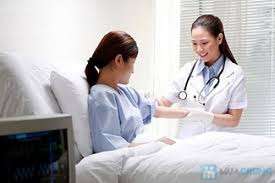 Tư vấn về trả lương cho người lao động nghỉ ốm đau