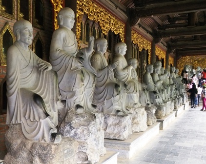 Xâm phạm cơ sở tôn giáo, cơ sở tín ngưỡng