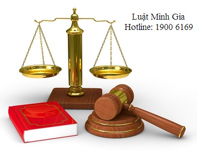 Có được chấm dứt hợp đồng với lao động nữ nuôi con dưới 12 tháng