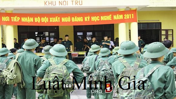 Xuất ngũ trước thời hạn quy định thế nào?
