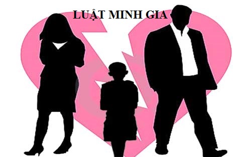 Tư vấn trường hợp đơn phương xin ly hôn mà vợ giữ giấy tờ