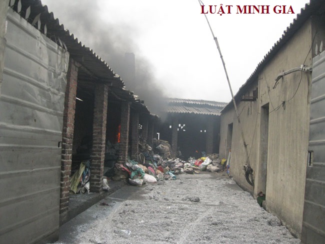 Tư vấn về việc xử lí hành vi gây ô nhiễm môi trường