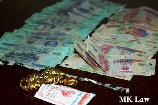 Tiêu thụ tài sản do người khác phạm tội mà có