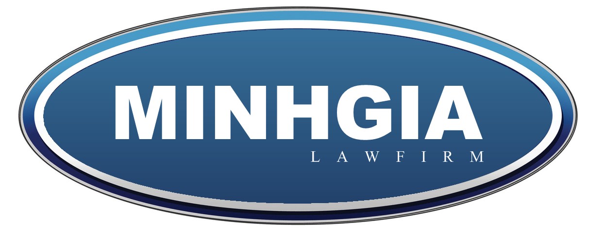 Người sử dụng lao động tự ý cắt lương của người lao động trái quy định của pháp luật