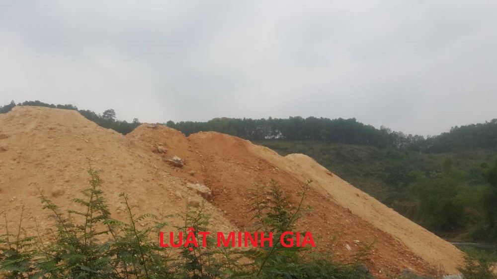 Gây cản trở việc chuyển nhượng đất của người khác bị xử lý thế nào ?