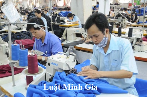 Người sử dụng lao động có phải trả lương cho người lao động khi đã ra quyết định chấm dứt hợp đồng lao động ?