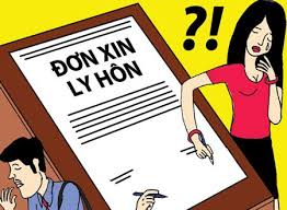 Bố mẹ ly hôn con học đại học có được hưởng cấp dưỡng không?