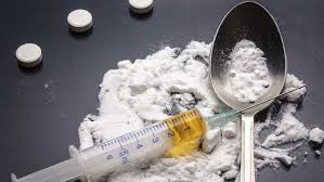 Tàng trữ trái phép ma túy có khối lượng dưới 0,1 g có bị truy cứu TNHS?