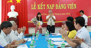 Đảng viên sống chung như vợ chồng không đăng ký kết hôn có bị xử lý kỷ luật không?