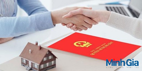 Không có hộ khẩu tại nơi có đất có được nhận chuyển nhượng QSDĐ không?