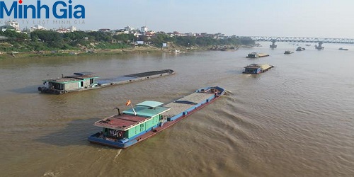 Luật sư bào chữa tội giao cho người không đủ điều kiện điều khiển phương tiện giao thông đường thủy